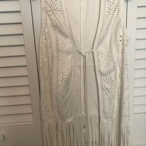 Ivory Sleeveless Long Perforated Fringed Vest